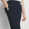 Pier One Uomo Pantaloni Sportivi - Dark Blue -Offerta Economica Pier One 04e5700440b843a0b923adb3d47659b9