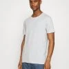 Pier One Uomo 5 PACK - T-shirt Basic - Black/white/light Grey -Offerta Economica Pier One 04fc245f2f744a4684a9d30c49da207e
