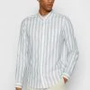 Pier One Uomo Camicia - Light Blue/white 14 Pier One Uomo Camicia - Light Blue/white -Offerta Economica Pier One 075f679a0b834f3bab17c655dc435bee