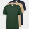 Pier One Uomo 3 PACK - T-shirt Basic - Khaki/tan/dark Blue -Offerta Economica Pier One 0c35076ff08749278d2b17df3e7e328f
