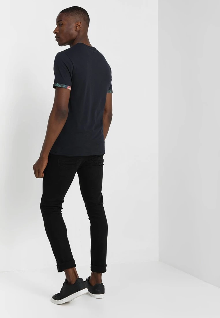 Pier One Uomo T-shirt Con Stampa - Dark Blue 5 Pier One Uomo T-shirt Con Stampa - Dark Blue - immagine 3