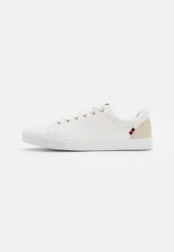 Pier One UNISEX - Sneakers Basse - White