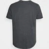 Pier One Uomo T-shirt Basic - Dark Grey 6 Pier One Uomo T-shirt Basic - Dark Grey -Offerta Economica Pier One 179acd9604ad460c9ac0f6c635e338bd