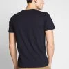Pier One Uomo 2 PACK - T-shirt Basic - White/dark Blue 11 Pier One Uomo 2 PACK - T-shirt Basic - White/dark Blue -Offerta Economica Pier One 3fa5884e4b594e09a9d55bcef4378d1b