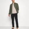 Pier One Uomo Camicia - Olive -Offerta Economica Pier One 49328a4cc79849f2bb6183a805791f10