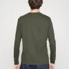Pier One Uomo Maglietta A Manica Lunga - Dark Green -Offerta Economica Pier One 4af531c1da4f4fc88c3fbd74d19f3b1c