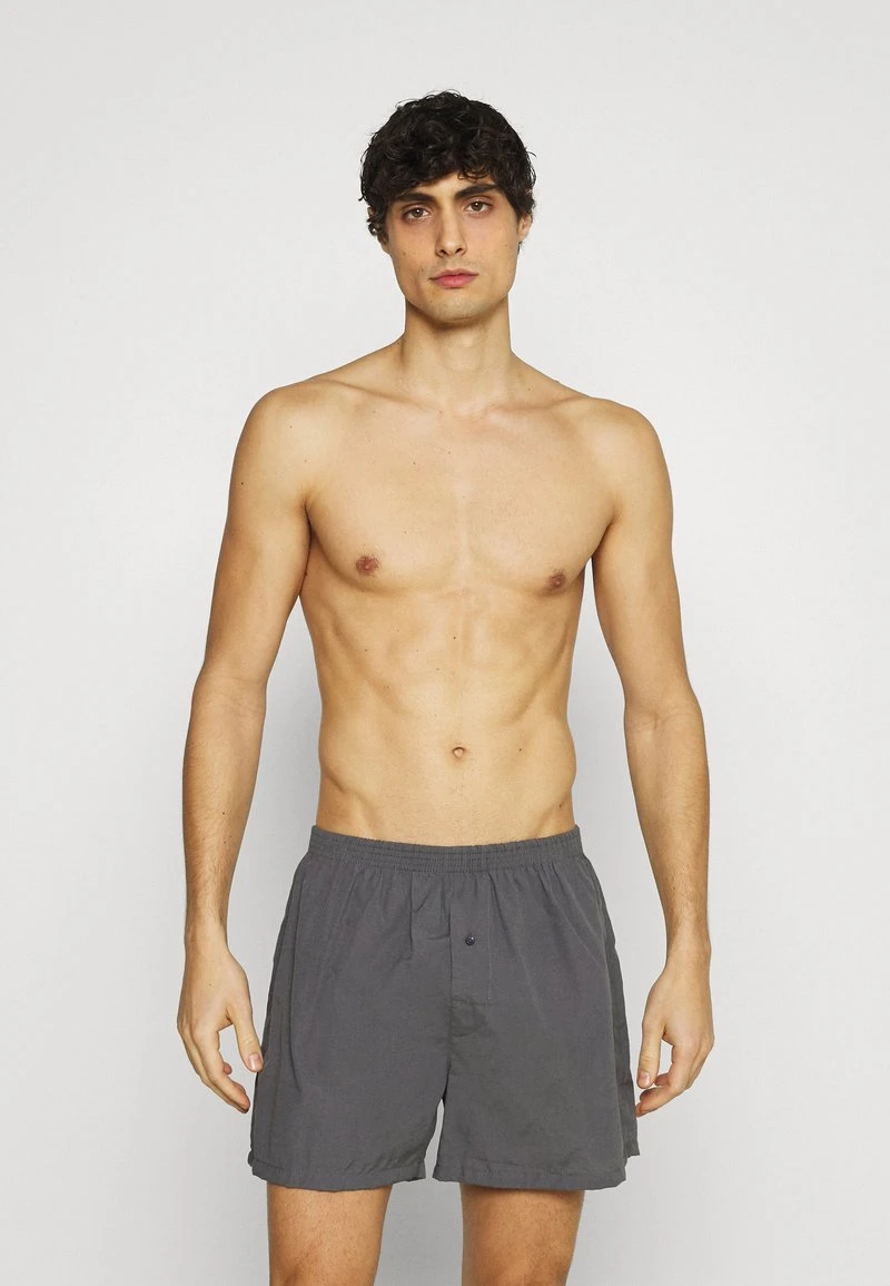 Pier One Uomo 3 PACK - Boxer - Black/dark Grey/white 6 Pier One Uomo 3 PACK - Boxer - Black/dark Grey/white - immagine 4