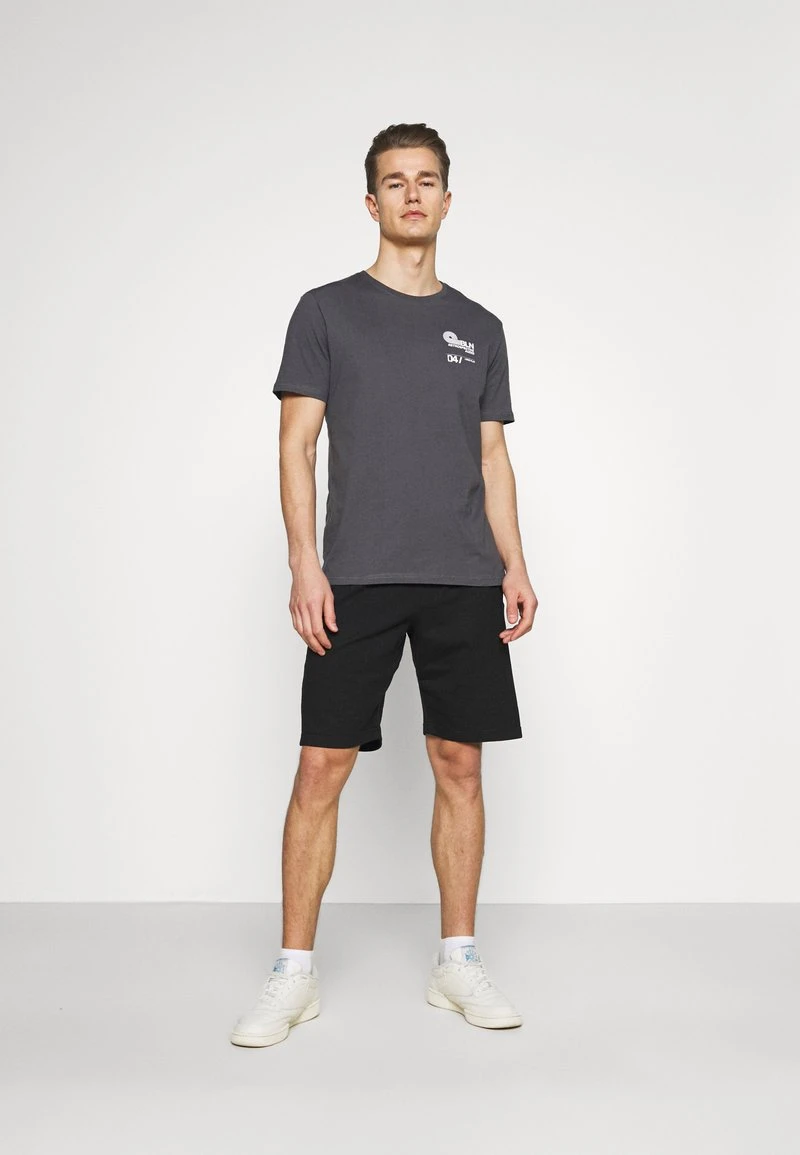 Pier One Uomo T-shirt Con Stampa - Dark Grey 4 Pier One Uomo T-shirt Con Stampa - Dark Grey - immagine 2