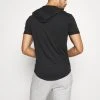 Pier One Uomo T-shirt Con Stampa - Black 9 Pier One Uomo T-shirt Con Stampa - Black -Offerta Economica Pier One 525cde141a3b4ccbb14e4d6d01648da7