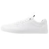 Pier One UNISEX - Sneakers Basse - White 2 Pier One UNISEX - Sneakers Basse - White -Offerta Economica Pier One 5574576aa79e453089c397525cf818be