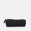 Pier One SET PENCIL CASE UNISEX - Zaino - Black 10 Pier One SET PENCIL CASE UNISEX - Zaino - Black -Offerta Economica Pier One 5a4906d8a172498fb30b15d8dc5474d7