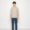 Pier One Uomo 3 PACK - T-shirt Basic - Brown/beige/light Blue 10 Pier One Uomo 3 PACK - T-shirt Basic - Brown/beige/light Blue -Offerta Economica Pier One 5e0fa9aca8524743a810608e52234217