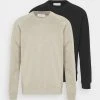 Pier One Uomo 2er Pack CREW NECK - Felpa - Tan/black 14 Pier One Uomo 2er Pack CREW NECK - Felpa - Tan/black -Offerta Economica Pier One 6a7cffa918a047328320e3fd00079391
