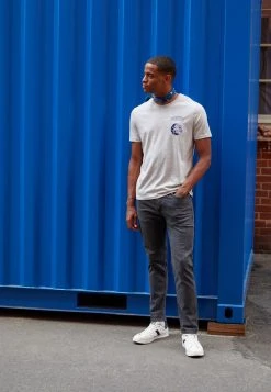 Pier One Uomo GRAPHIC T-SHIRT - T-shirt Basic - Mottled Grey