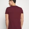 Pier One Uomo T-shirt Basic - Bordeaux -Offerta Economica Pier One 78832665bbab4a759b2ca32b68fb5a77