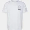 Pier One Uomo T-shirt Con Stampa - White 1 Pier One Uomo T-shirt Con Stampa - White -Offerta Economica Pier One 80bc6c0a3a2349edbd79e7ab15822362