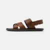 Pier One Uomo UNISEX - Sandali - Cognac -Offerta Economica Pier One 80cf8fc45b6e4af8ad902d958039ebb0