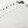 Pier One Unisex Sneakers Basse - White Black -Offerta Economica Pier One 850403ca35234ded8f5fb2130db90bed