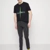 Pier One Uomo T-shirt Con Stampa - Black 10 Pier One Uomo T-shirt Con Stampa - Black -Offerta Economica Pier One 8a1160b3c3c942d38d9cbe9ea0f14a92