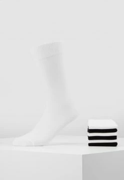Pier One Uomo 7 PACK - Calze - White/black