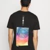 Pier One Uomo T-shirt Con Stampa - Black 10 Pier One Uomo T-shirt Con Stampa - Black -Offerta Economica Pier One 8e0b0b202ea24bd89e27b798846f7e81