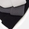 Pier One MICRO SHORT BEANIE COTTON 3 PACK UNISEX - Berretto - Black/dark Grey/off-white -Offerta Economica Pier One 9082a7a7fe7847ecae22db0f17ee9e35