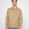 Pier One Uomo Giacca Leggera - Tan 13 Pier One Uomo Giacca Leggera - Tan -Offerta Economica Pier One 9eb1f9446c304c3a866b48f290d3a762
