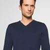 Pier One Uomo 2PACK - Maglione - Dark Blue 11 Pier One Uomo 2PACK - Maglione - Dark Blue -Offerta Economica Pier One a100675efbd845fb8402740836b4102d