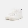 Pier One Uomo Sneakers Alte - White -Offerta Economica Pier One b04aa05e83ba49e69c70e900382da653
