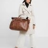 Pier One UNISEX - Borsa Da Viaggio - Dark Brown -Offerta Economica Pier One b9a4454c1b3e4d4782fef7b3f16cf166