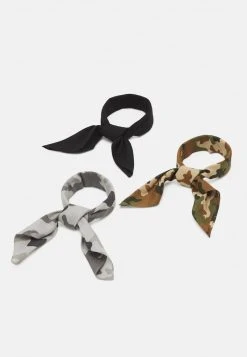 Pier One BANDANA UNISEX 3 PACK - Foulard - Black/grey/olive