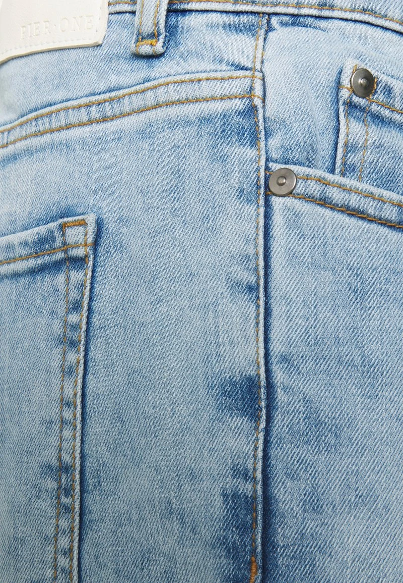 Pier One Uomo Jeans A Sigaretta - Light Blue Denim 5 Pier One Uomo Jeans A Sigaretta - Light Blue Denim - immagine 3
