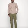Pier One Uomo Camicia - Taupe 10 Pier One Uomo Camicia - Taupe -Offerta Economica Pier One c1750b1601fc44c3b28f7ac088cf90fc