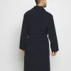 Pier One Uomo Accappatoio - Dark Blue 9 Pier One Uomo Accappatoio - Dark Blue -Offerta Economica Pier One c5212d7b31394ad484e03e2f621fe669