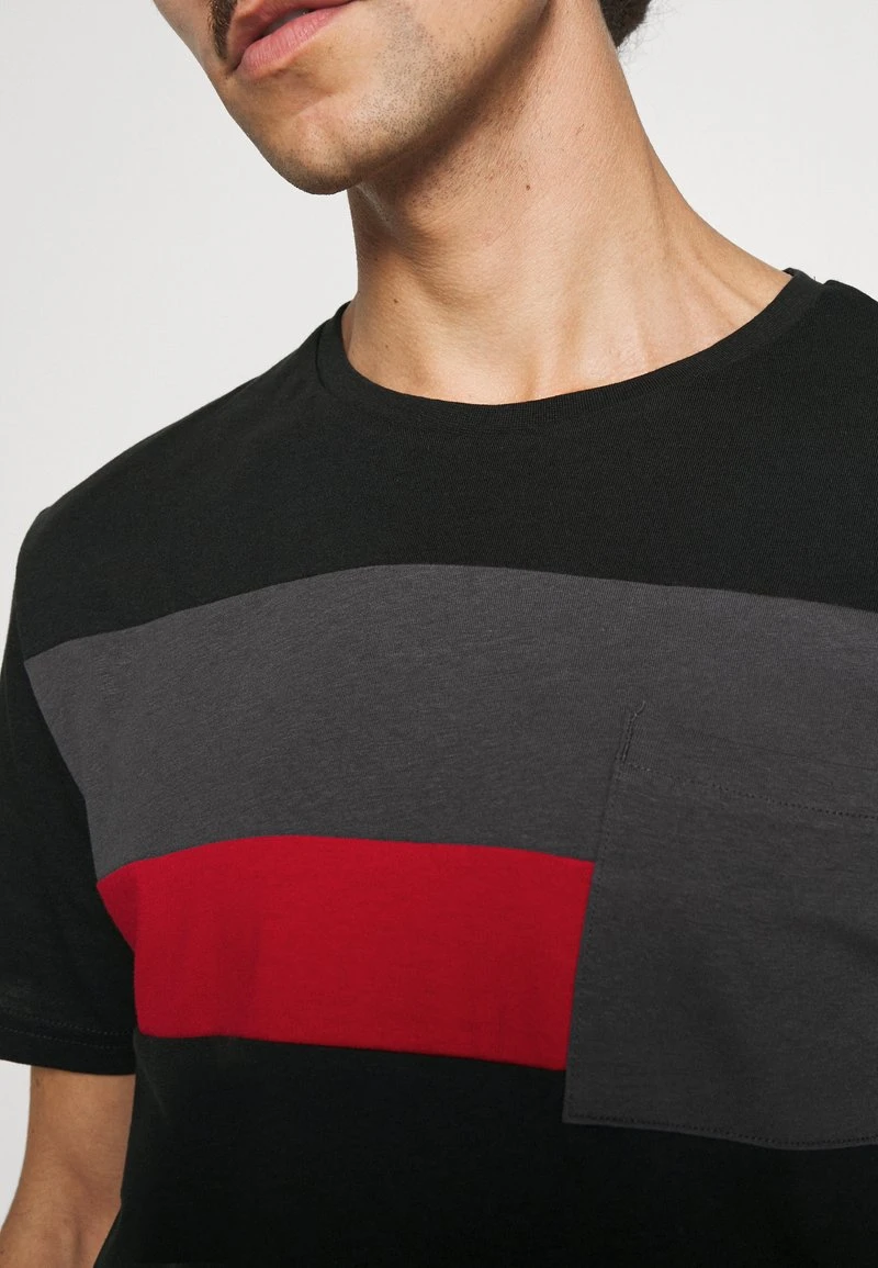 Pier One Uomo T-shirt Basic - Black 7 Pier One Uomo T-shirt Basic - Black - immagine 5