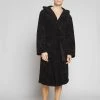Pier One Uomo Accappatoio - Black 2 Pier One Uomo Accappatoio - Black -Offerta Economica Pier One ca30d997d5634f66ac30d477133b6bef