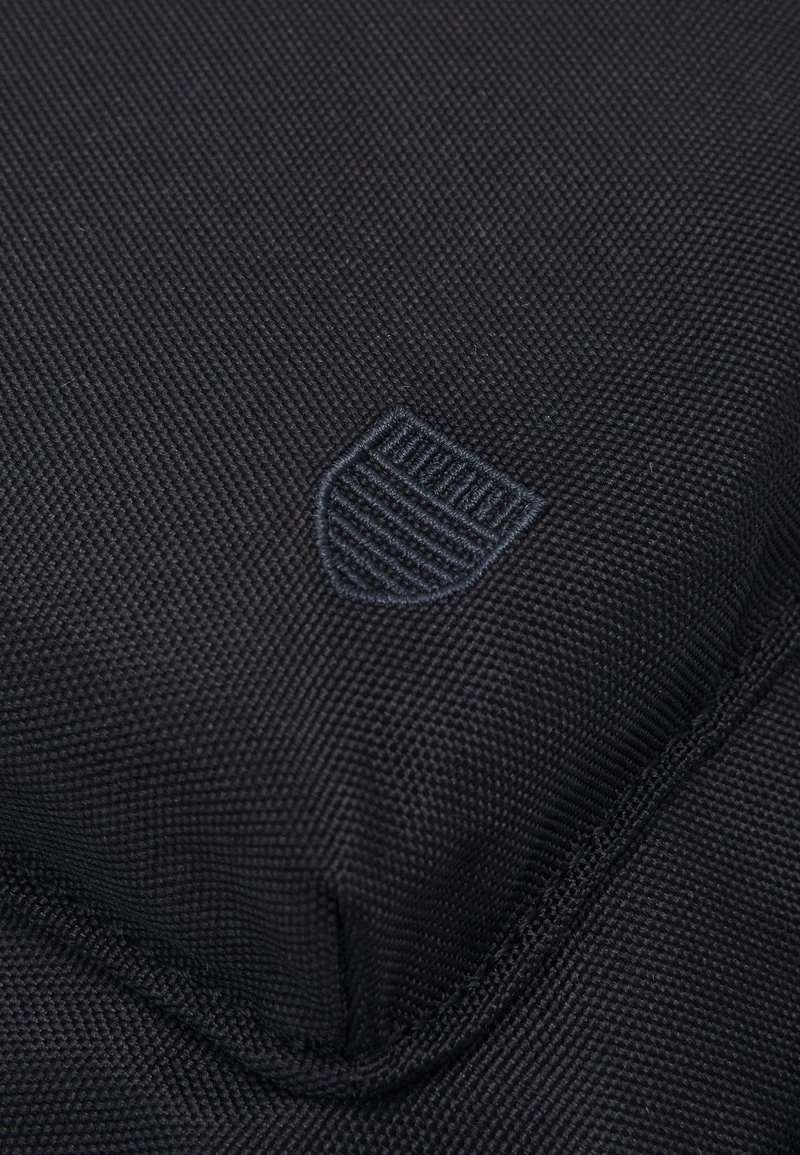 Pier One SET PENCIL CASE UNISEX - Zaino - Black 7 Pier One SET PENCIL CASE UNISEX - Zaino - Black - immagine 5