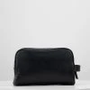 Pier One Uomo Trousse - Black -Offerta Economica Pier One ec49d35a241b4983a1206789acff9aa5