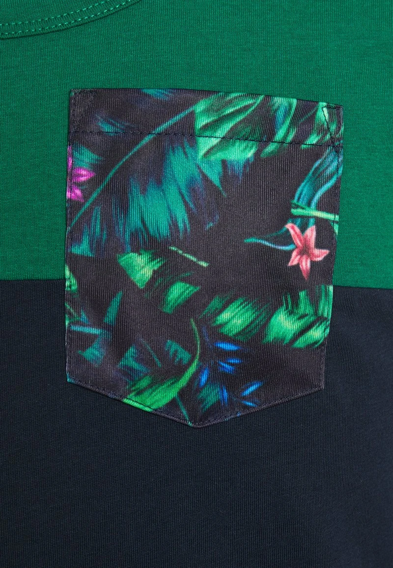 Pier One Uomo Top - Green 8 Pier One Uomo Top - Green - immagine 6