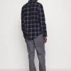 Pier One Uomo Camicia - Dark Grey -Offerta Economica Pier One fa23dbcde27e40109c4b7b758c4c3aa9