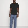 Pier One Uomo LOUNGE HENLEY TEE - Maglia Del Pigiama - Black 10 Pier One Uomo LOUNGE HENLEY TEE - Maglia Del Pigiama - Black -Offerta Economica Pier One faaa0edfc94647deabefd0e7ae38f94b