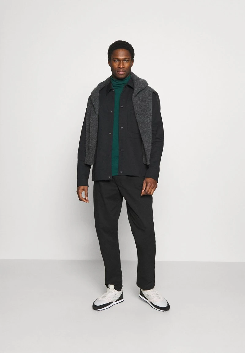 Pier One Uomo Maglietta A Manica Lunga - Green 4 Pier One Uomo Maglietta A Manica Lunga - Green - immagine 2