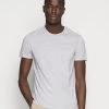 Pier One Uomo 5 PACK - T-shirt Basic - Dark Blue/grey/khaki -Offerta Economica Pier One fb97d3a70f594235aa02f60b48ba6fae