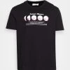 Pier One Uomo T-shirt Con Stampa - Black 10 Pier One Uomo T-shirt Con Stampa - Black -Offerta Economica Pier One fc12dcf905b74357a51c9b00f5c1ccea